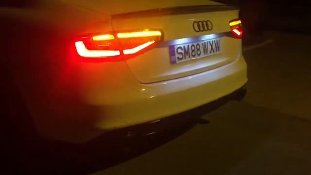 Semnal dinamic Audi A4 - Dynamic blinker Audi A4 смотреть онлайн