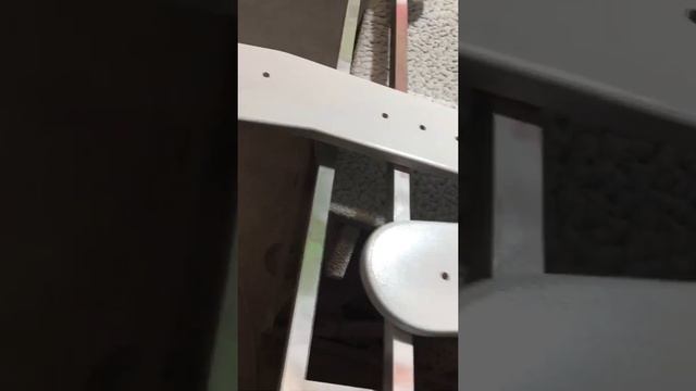 Покраска растущего стула из пистолета смотреть онлайн