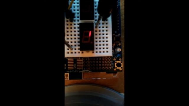 7 Segment LED (find pinout) with Arduino Uno смотреть онлайн