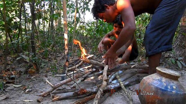 Building The Most Turtle Mud House And Pond For Poor Turtles By Ancient Skill At Deep Jungle смотреть онлайн