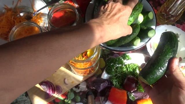 Огурцы в масленой кисло- сладкой заливке. смотреть онлайн