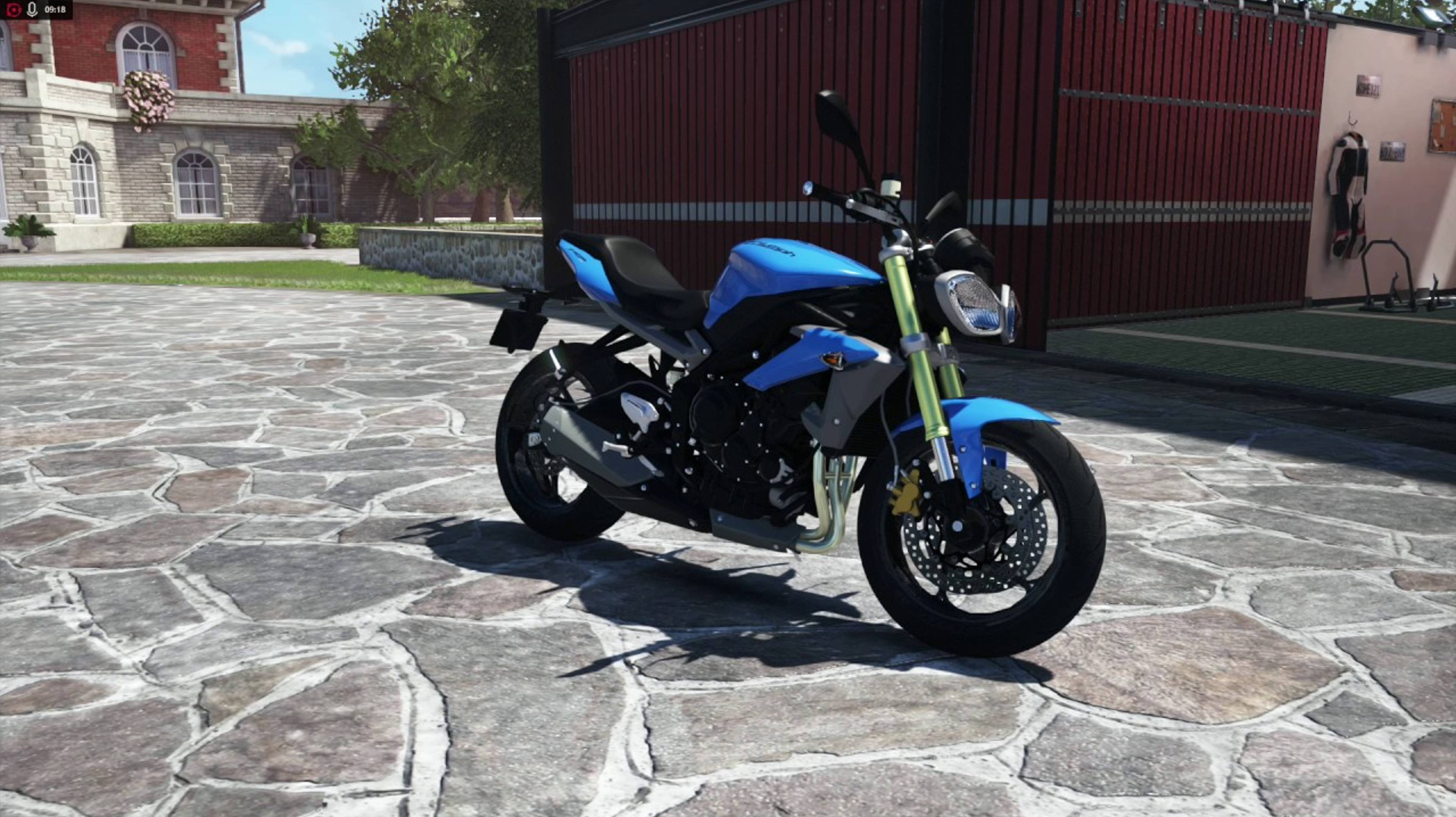 Triumph Street Triple 2014 обзор и мини тест драйв мотоцикла. Гонки на мотоциклах 2025 смотреть онлайн