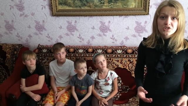 Страна читающая — Виктория Шилова читает произведение «Баллада о Матери» А. Д. Дементьевa смотреть онлайн