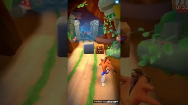 ну чё там крэш бандикут