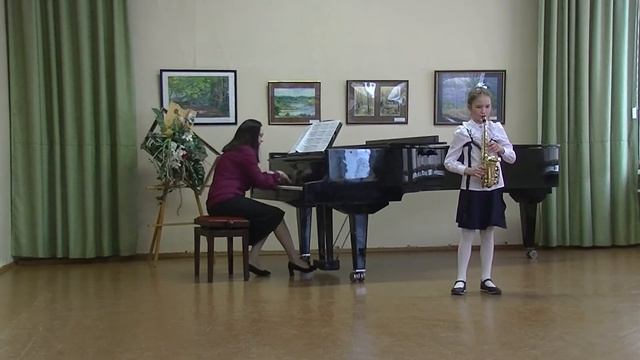 Exam concert at the School of Music. Sax. Экзаменационный концерт в музыкальной школе. Саксофон смотреть онлайн