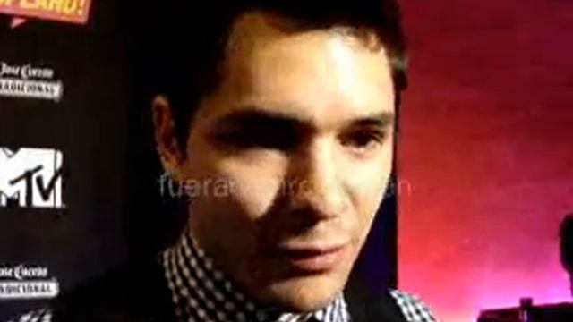Termina "Popland" con Sara Cobo смотреть онлайн
