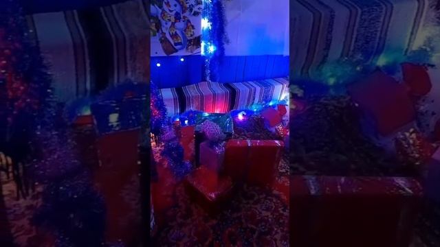 В детском саду сделали резиденцию Деда Мороза смотреть онлайн