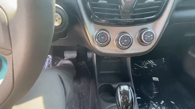 2021 Chevrolet Spark HB CVT LS смотреть онлайн