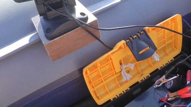 Электричество от лодочного мотора Ямаха 8, штатный вырямитель смотреть онлайн