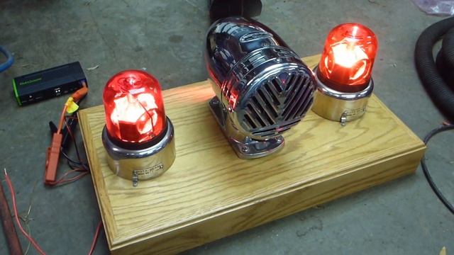 Federal Sign & Signal Model WG Siren смотреть онлайн