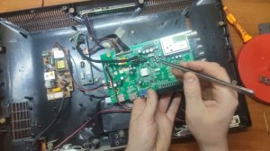 IZUMI TLE22F400W не включается