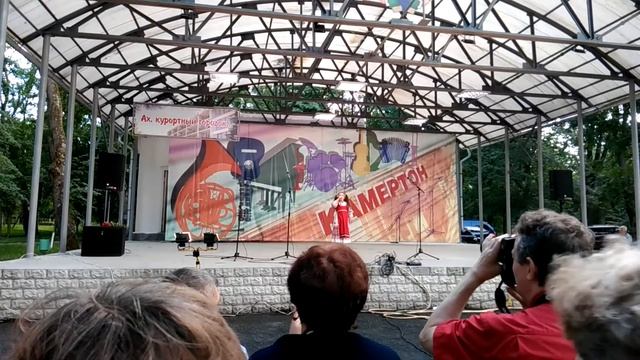 Выступление Юли Яндульской 6 лет на Камертоне в Каменке смотреть онлайн