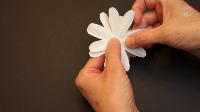 Поделки из бумаги 80 - Моделирование. Ромашка смотреть онлайн