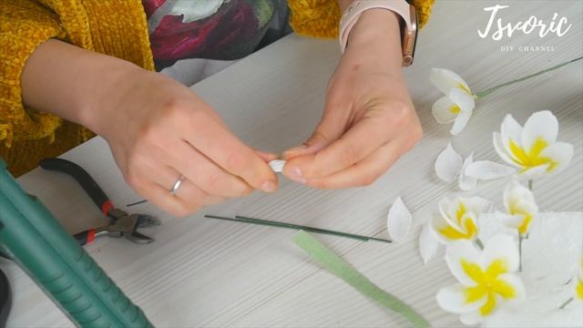 Plumeria - Paper Flowers / Плюмерия - цветы из бумаги / DIY TSVORIC