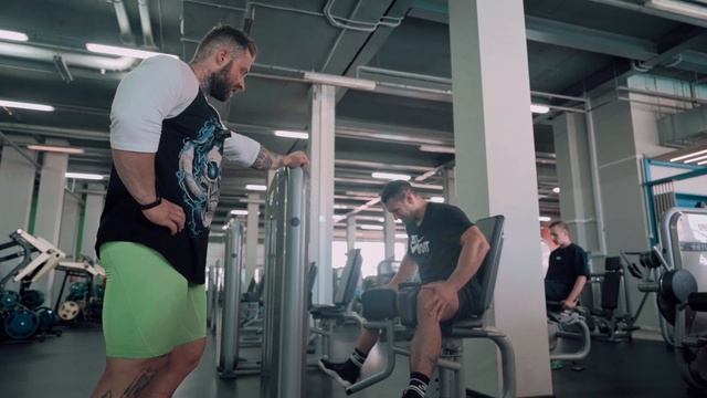 СЕКРЕТЫ ТРЕНИРОВКИ НОГ для высоких (часть 2) смотреть онлайн