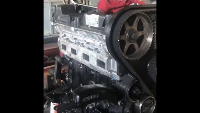 PT CRUISER Timing Belt Replacement And Water Pump смотреть онлайн