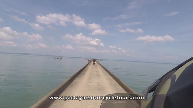 Motorcycle Tour Thailand - Koh Chang Island смотреть онлайн