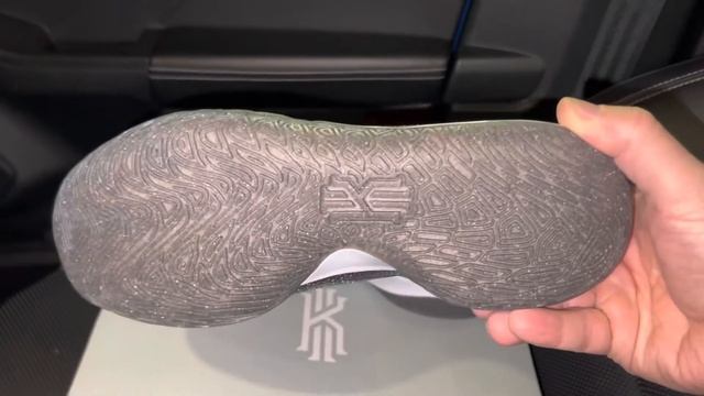 Nike Kyrie Flytrap 5 Black Pink Basketball Shoes смотреть онлайн