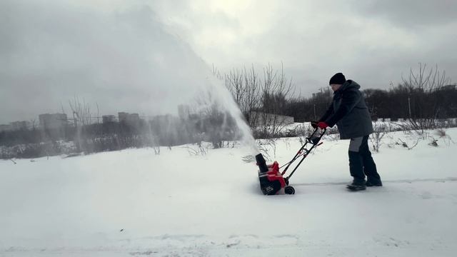 Аккумуляторный снегоуборщик BRAIT BCST-460 смотреть онлайн