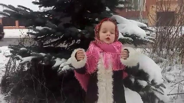 Умрихина Рита,5 лет, стих Мама глянь ка из окошка смотреть онлайн