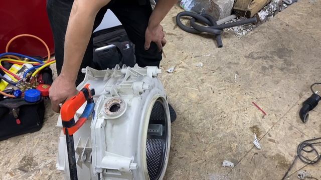 Как поменять подшипники на стиральной машине индезит смотреть онлайн