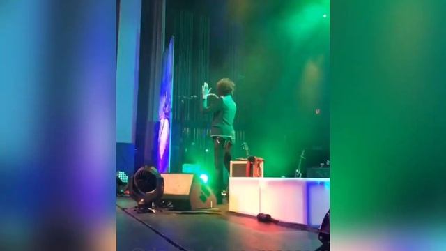 Lauren Ruth Ward Instagram Stories 20/02/2019 Heart To Mouth Tour, The Lincoln Theatre, Washington смотреть онлайн