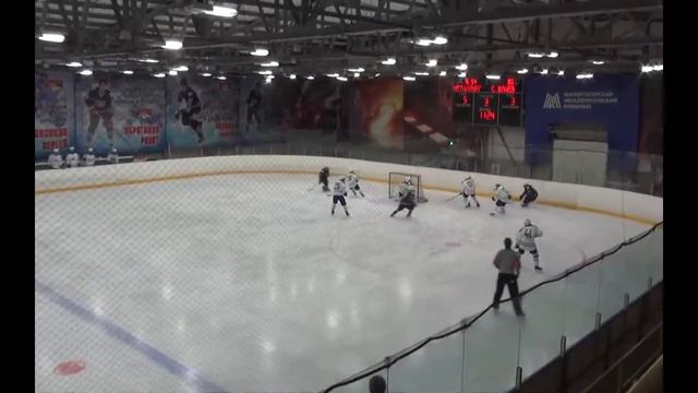 3 │ Хоккей│УЗС│ММг 02 - СЮ 02 смотреть онлайн