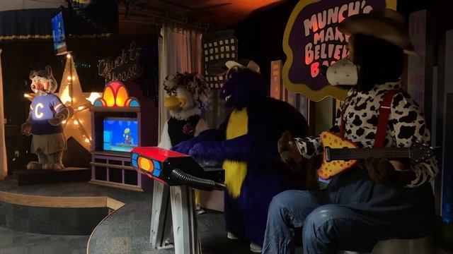 DJ Munch Mashup - Billings, MT Chuck E. Cheese's смотреть онлайн