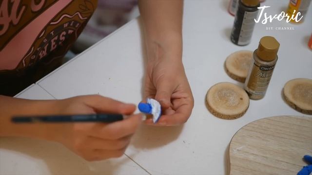 Ёлочные игрушки своими руками / DIY TSVORIC смотреть онлайн