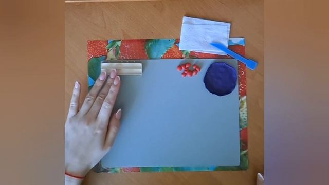 Заняття з ліплення "Варенички". Молодший дошкільний вік. смотреть онлайн