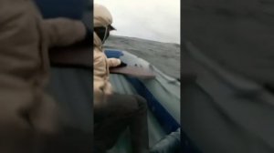 Попали в шторм на Ладоге на катамаране Флагман 420