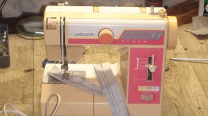 Швейная машинка mini jaguar 281