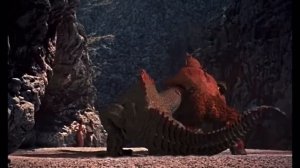 Одноглазый циклоп против дракона