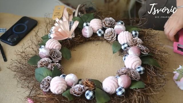 Венок на двери из веток / DIY TSVORIC смотреть онлайн