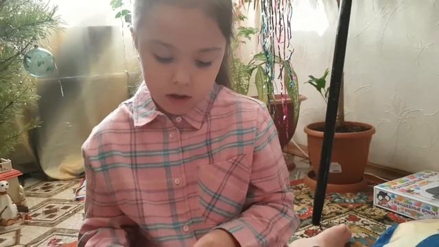 Открываем подарки / Open gifts. смотреть онлайн