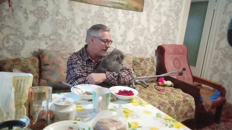 Жизнь в деревне: События дня - Жена уехала, один дома смотреть онлайн