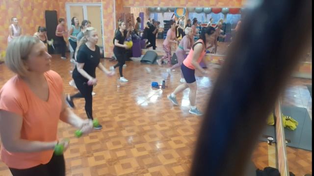 ФУНКЦИОНАЛЬНЫЙ ТРЕНИНГ / FUNCTIONAL TRAINING / ГРУППОВАЯ ТРЕНИРОВКА смотреть онлайн