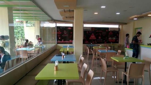 Top 10 Best Restaurants to Visit in Dibrugarh | India - English смотреть онлайн