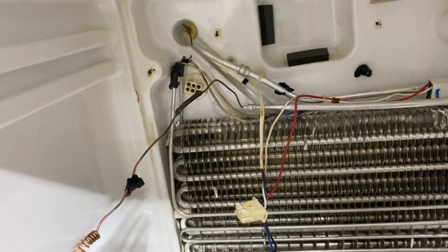 Холодильник Канди не морозит после мастера смотреть онлайн