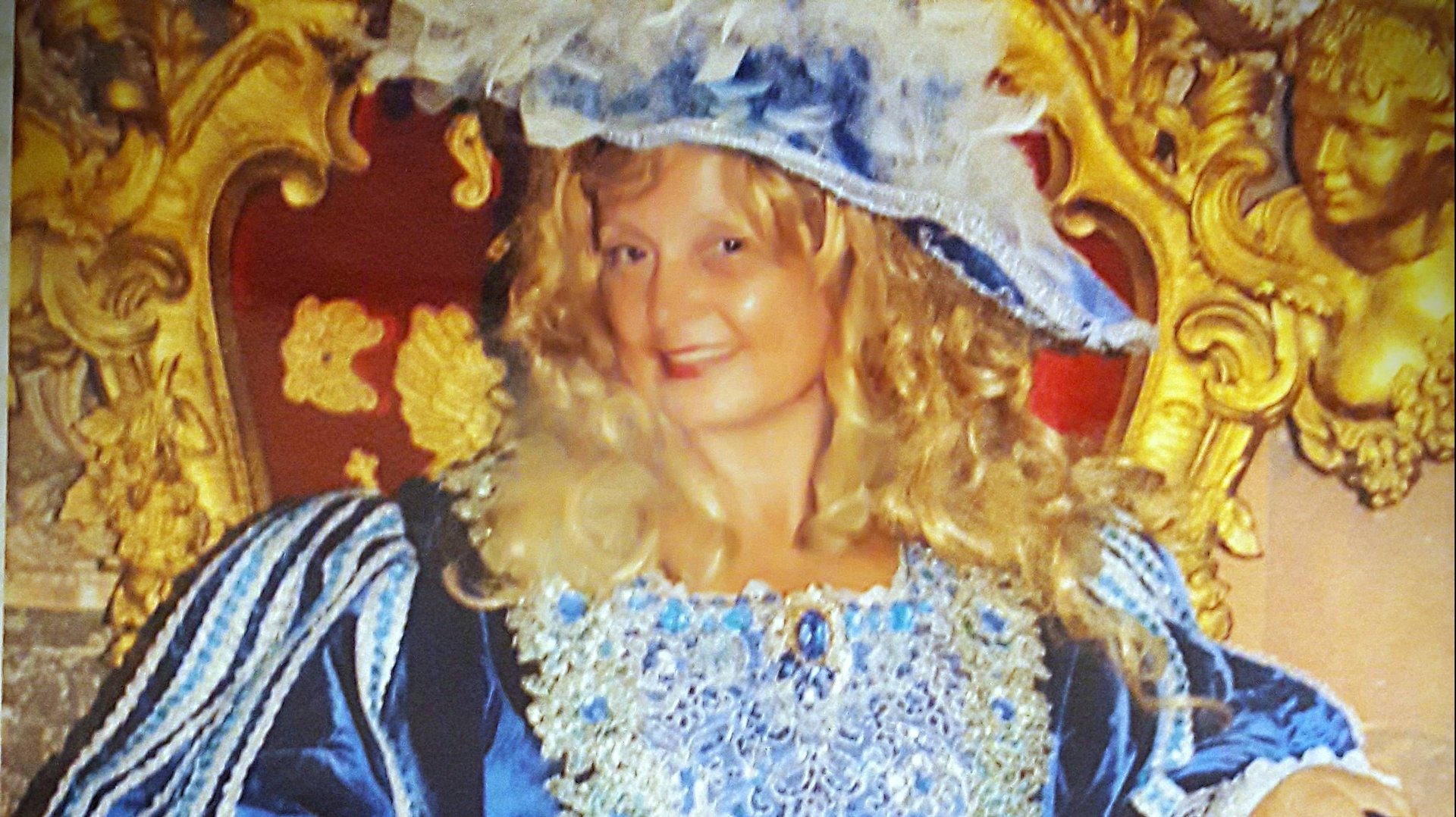 Торгово развлекательный центр (ТРЦ) #Европейский удивляет посетителей - детей движущимися игрушками смотреть онлайн