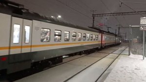 Поезд ЭП2Д 0148 на станции Трикотажная