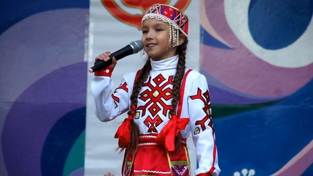 Чувашская песня "Пирēн анне" - " Наша мама". смотреть онлайн