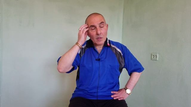 Хлорофиллипт внутрь.