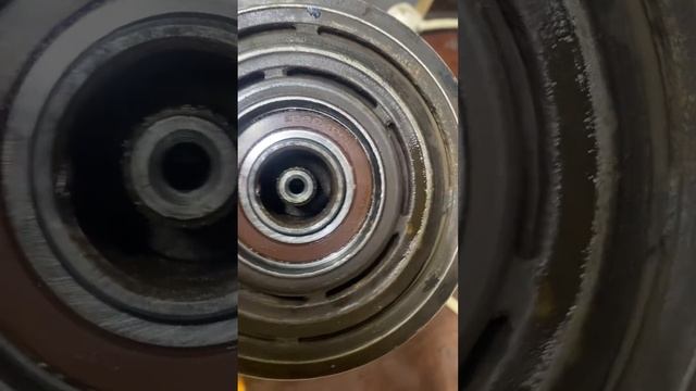 Замена подшипника муфты кондиционера Крайслер или какую паль продают в магазине смотреть онлайн