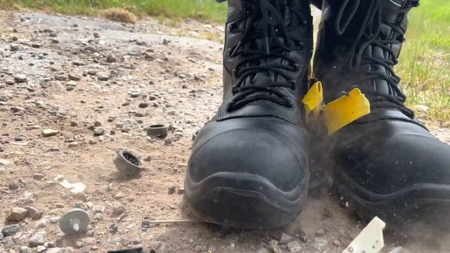 Testing out New V12 Combat boots смотреть онлайн