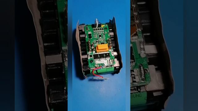 Аккумулятор Tpcell 18V 10A/Ч