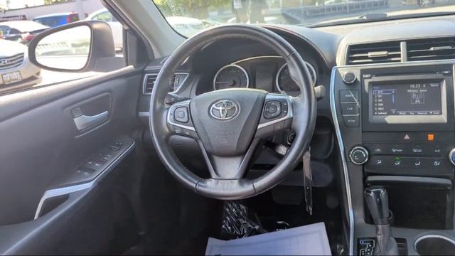 2017 Toyota Camry SE Auto (Natl) Wheaton смотреть онлайн