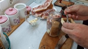 ВКУСНЕЙШАЯ ЗАКУСКА НА ЗИМУ#ГРУДИНКА В АВТОКЛАВЕ..