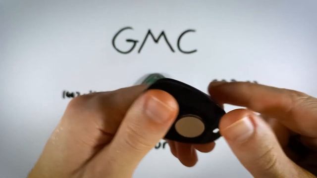 GMC Suburban Key Fob Battery Replacement (1997 - 1999) смотреть онлайн