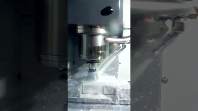 HAAS Super Mini Mill